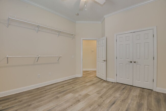 Building Photo - Price Drop Alert!  Fall Rental Specials No...