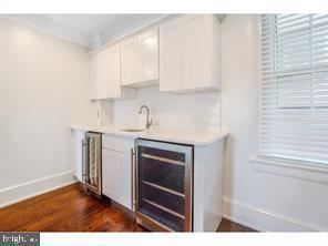 Building Photo - 8 N New St