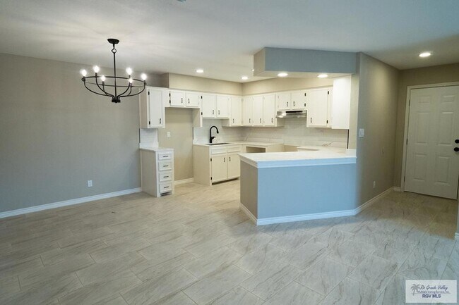 Building Photo - 23919 Ellie Ln