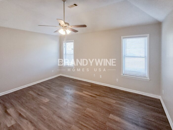 Building Photo - 7120 La Casa Dr
