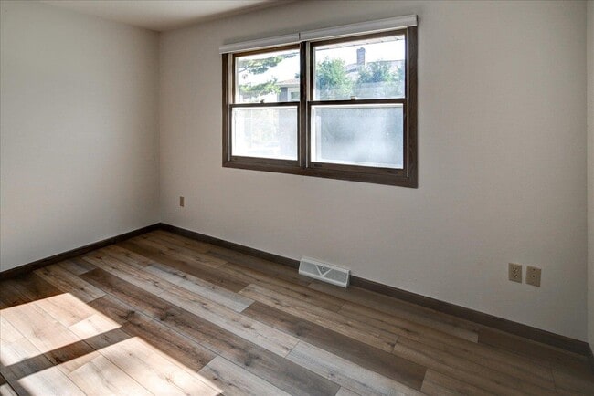 Building Photo - 6715 Century Ave