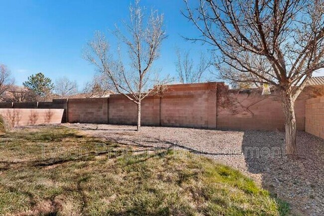 Building Photo - 10332 Calle Hermosa Pl NW