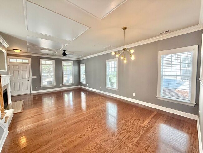 Building Photo - 7758 ACC Blvd