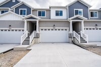 Building Photo - 4016 Big Horn Dr