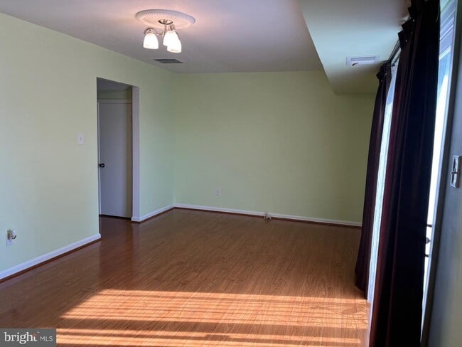 Building Photo - 14441 Turin Ln