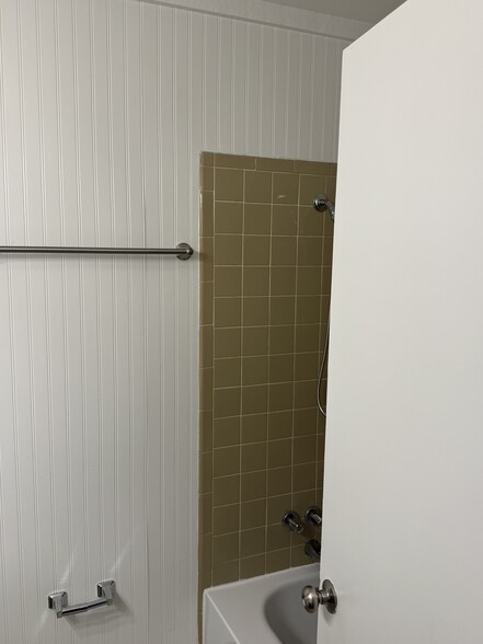 Building Photo - 5202 Fitzgerald Dr