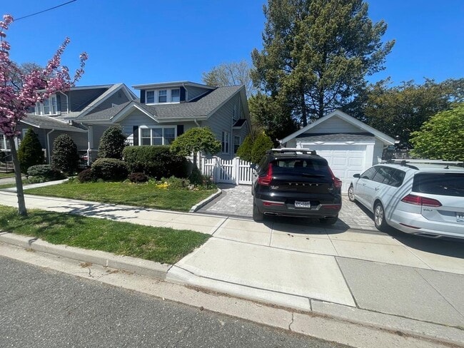 Primary Photo - 51 Ormond St
