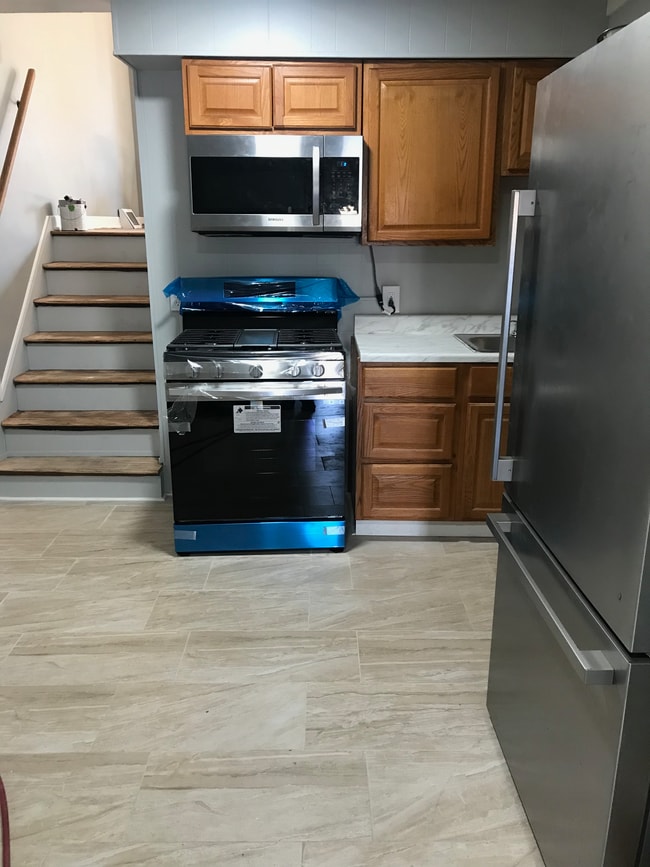 kitchen - 1329 E 23rd St