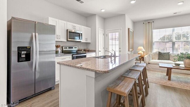 Building Photo - 541 NC-61