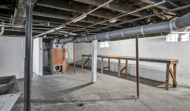 Building Photo - 3134 W 88th St
