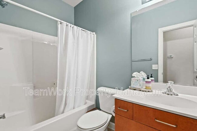 Building Photo - 1505 Whitby Ln