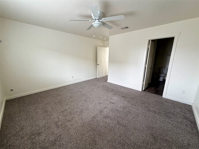 Building Photo - 21155 Gosling Rd