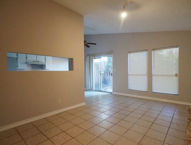 Building Photo - 1012 Fieldwood Dr