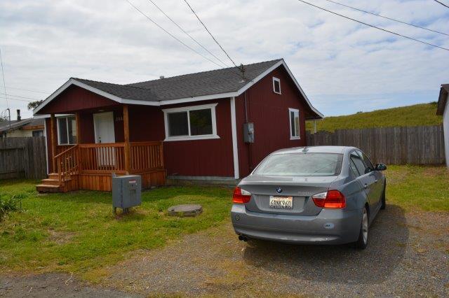 Building Photo - Very Cute Beach Cabin! Between Eureka & Arcata, 2 bedroom home with spacious yard