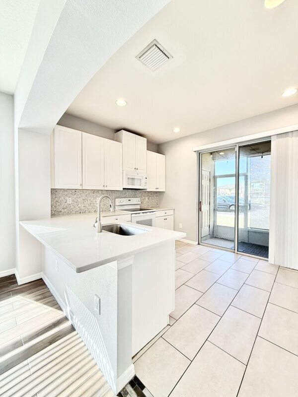 Building Photo - 7031 White Treetop Pl