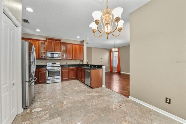 Building Photo - 7310 Brightwater Oaks Dr