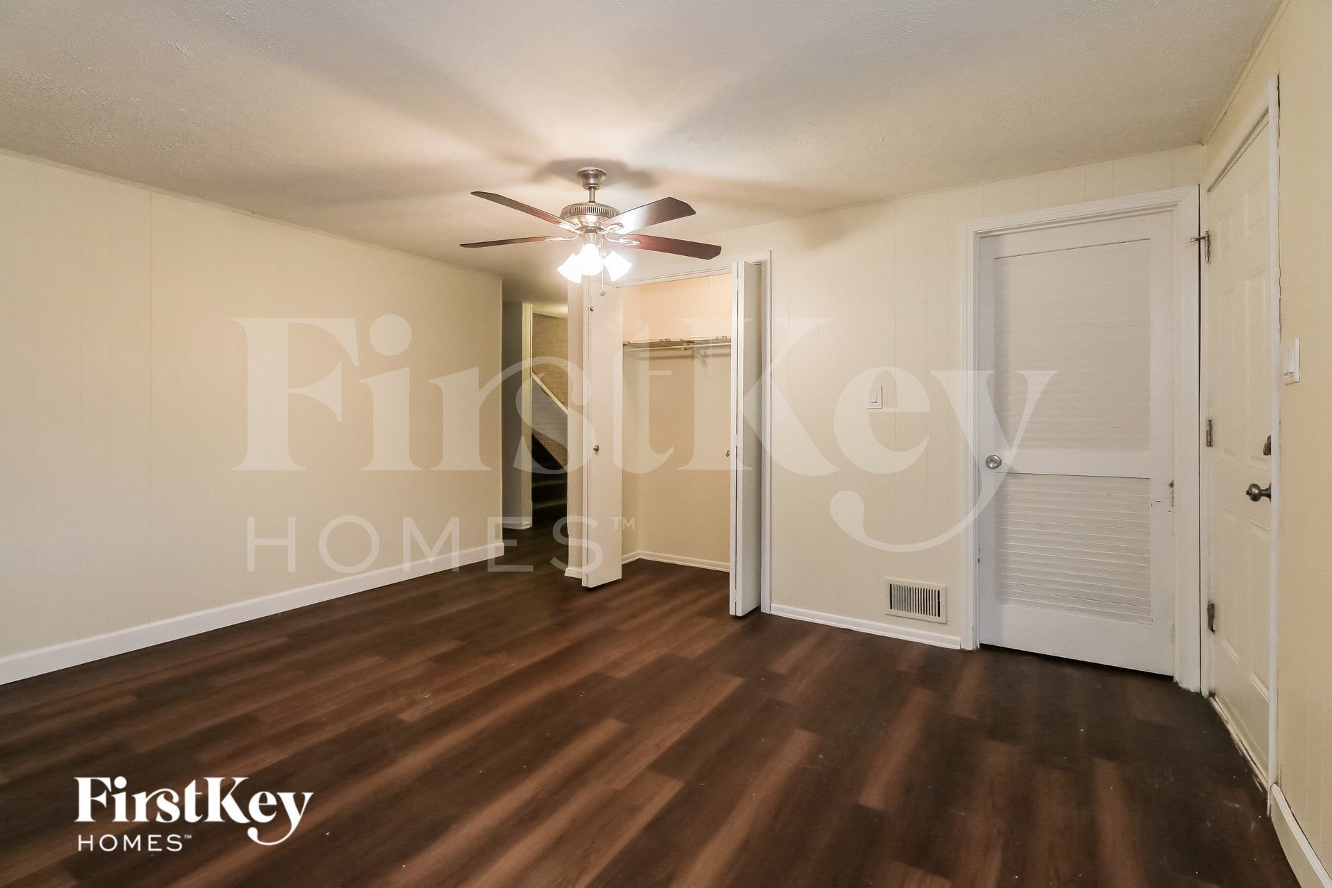 Building Photo - 7437 W Hickory Creek Dr