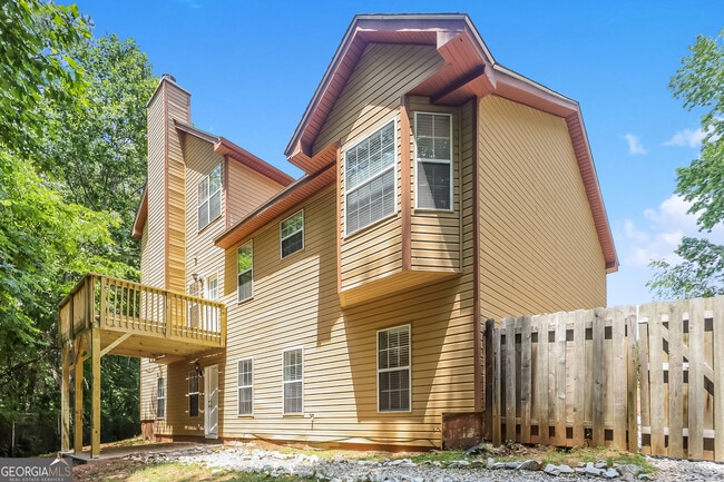 Building Photo - 110 Foster Cir