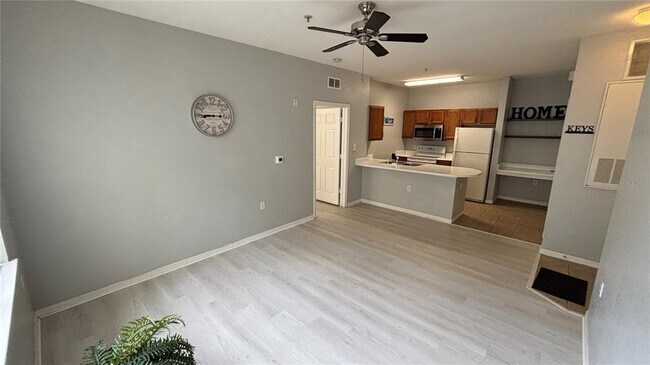 Building Photo - 8103 Lillies Way