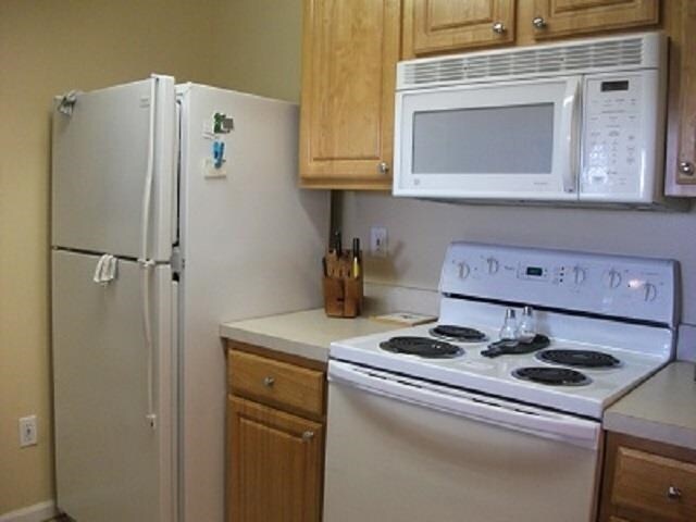 Building Photo - 1005 Bella Vista Blvd