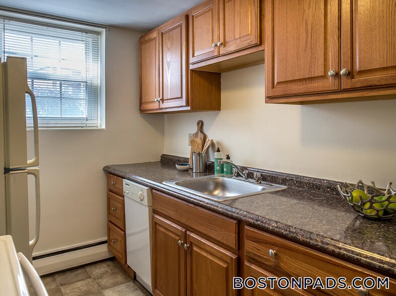Building Photo - 0 Brattle Dr