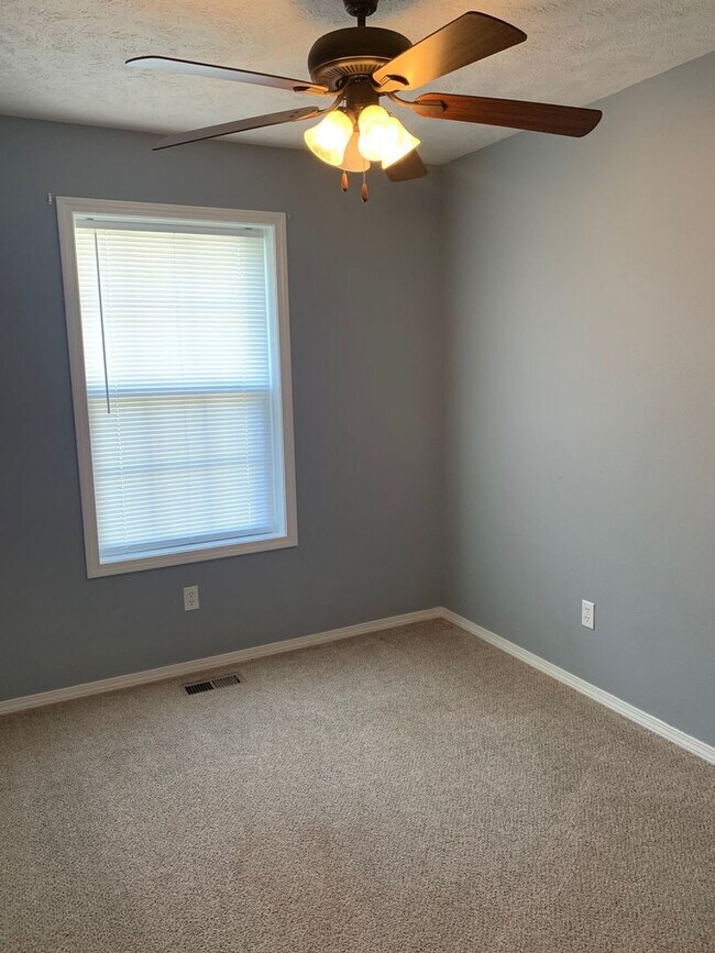 Building Photo - PRE-LEASING!!! 4 Bedroom in Willard