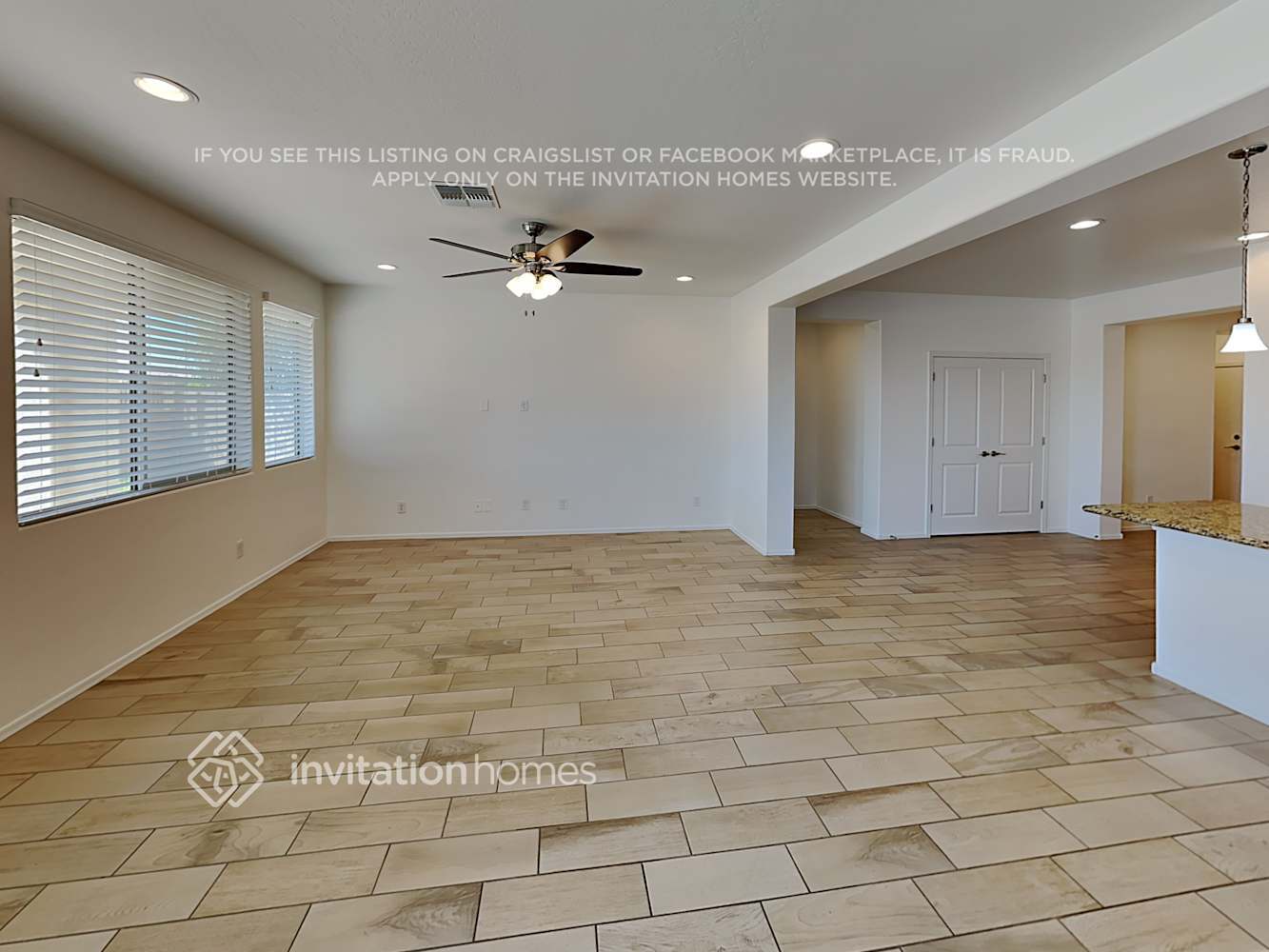 Building Photo - 22519 E Calle de Flores