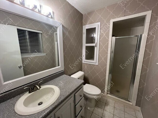 Building Photo - 1024 N J P Wright Loop Rd