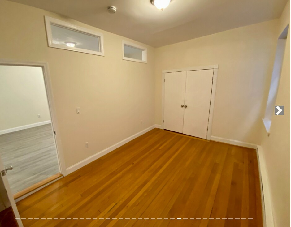 Building Photo - 21 Aberdeen St