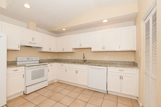 Building Photo - 1547 Pheasant Walk