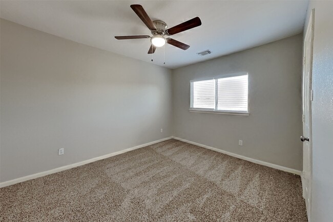 Building Photo - 29415 Legends Stone Dr