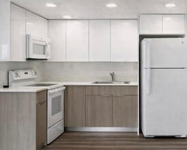 Building Photo - 17350 NW 68th Ave