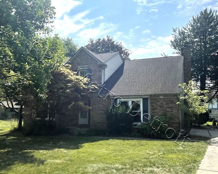 Building Photo - 174 Glenshire Dr