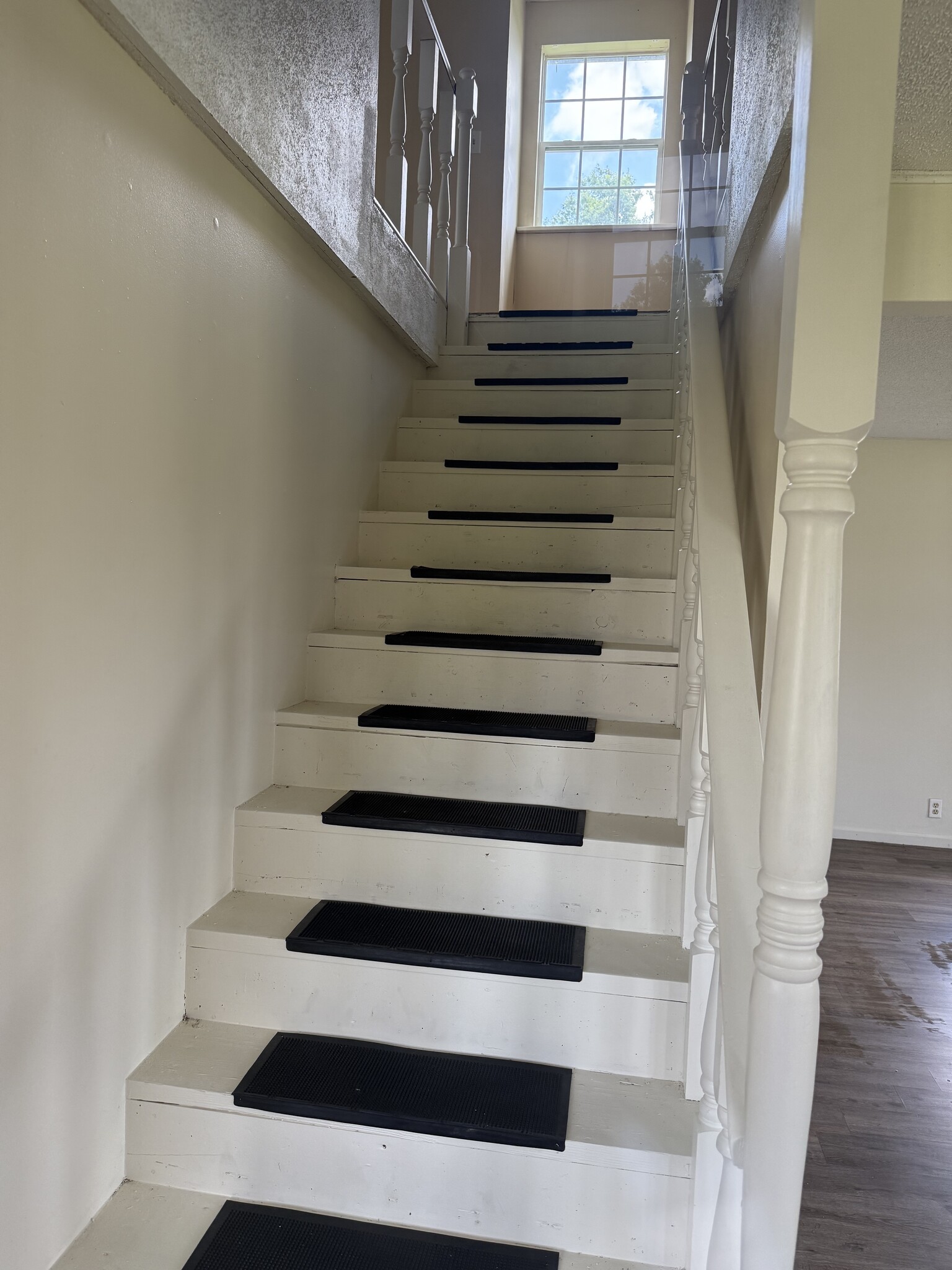 Building Photo - 8362 S US Highway 41