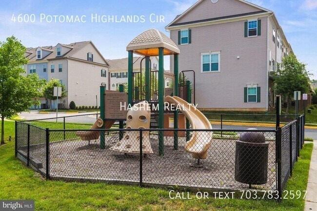 Building Photo - 4600 Potomac Highlands Cir