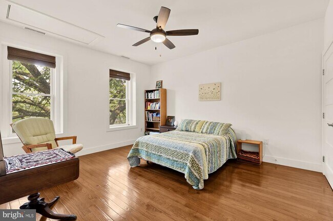 Building Photo - 4012 7th St NW