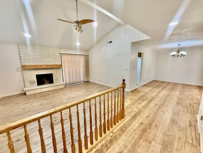 Building Photo - 840 S 400 E