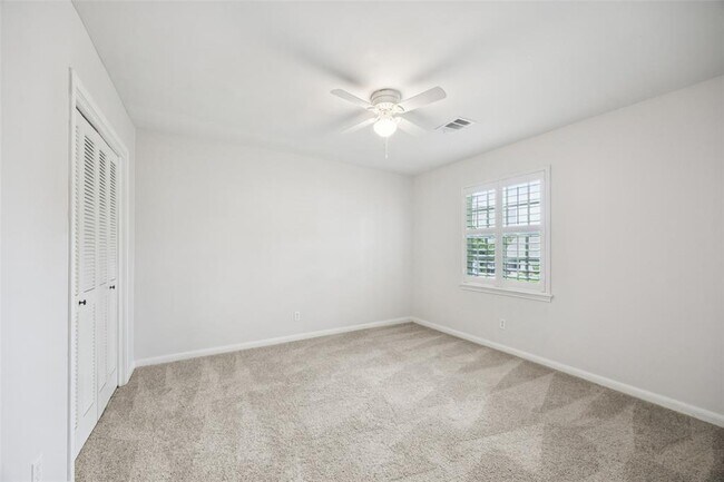 Building Photo - 12515 Woodthorpe Ln