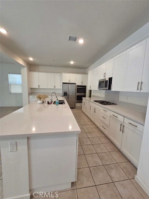 Building Photo - 4780 S Ivy Ave