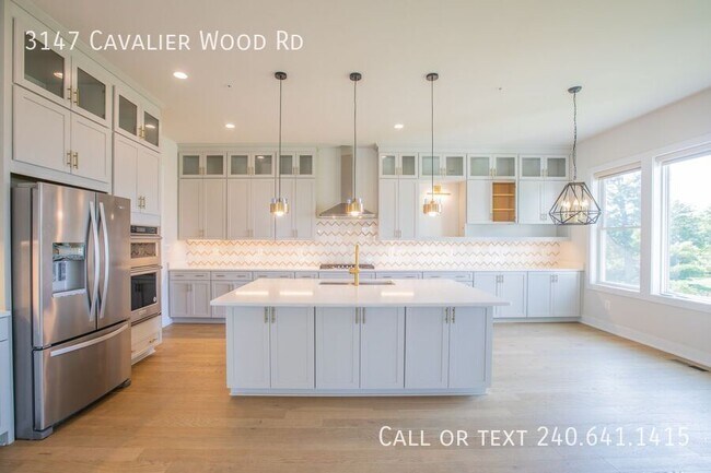 Building Photo - 3147 Cavalier Wood Rd