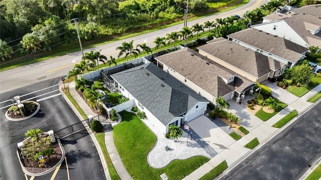 Building Photo - 3926 Sunshine Pine Ave