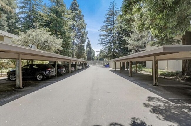 Building Photo - Tranquil Top-Floor End Unit with Stream Views & Resort Amenities — Blocks to Downtown