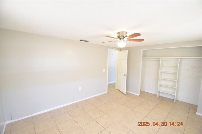 Building Photo - 3221 Topp Dr