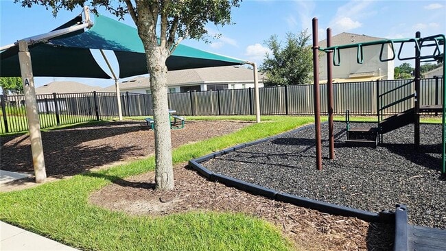 Building Photo - 153 Taft Dr