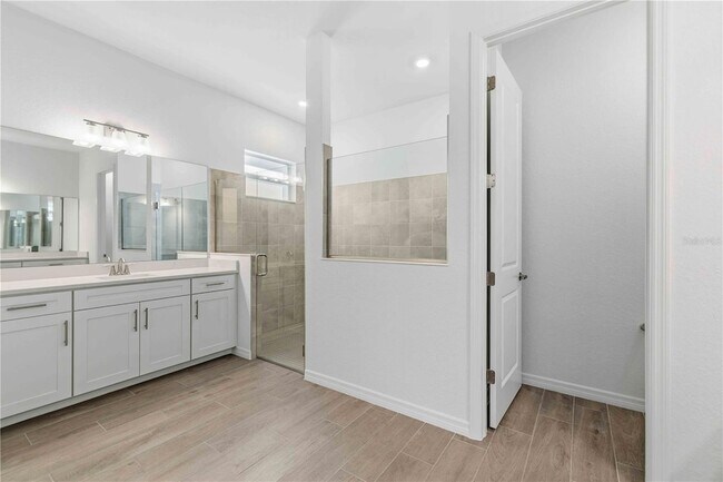 Building Photo - 5420 Lightning Whelk Ln