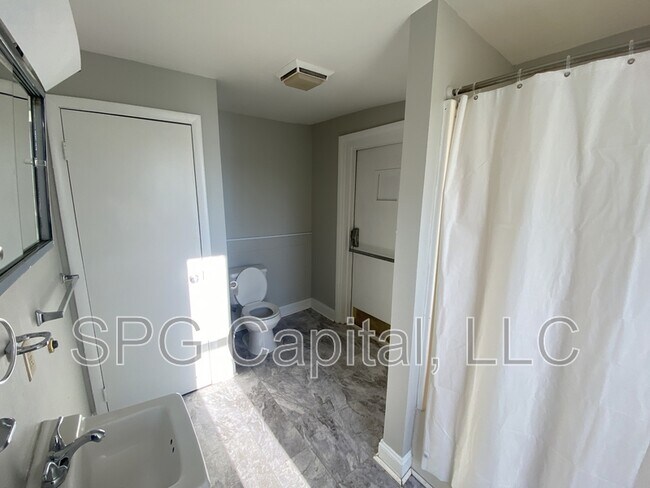 Building Photo - 18 Baltimore St