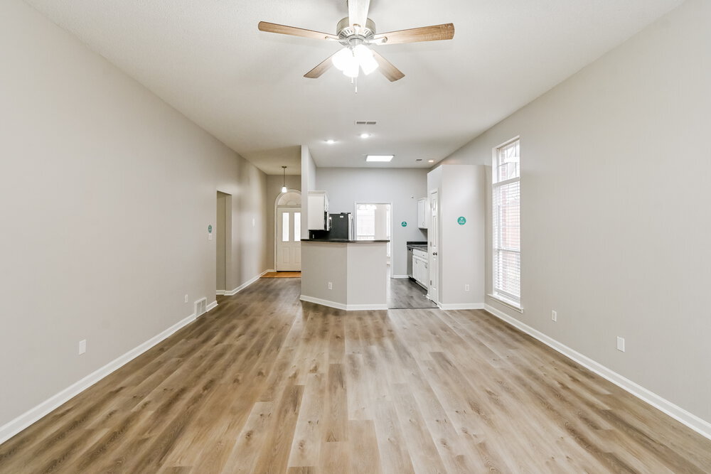 Building Photo - 2752 Misty Valley Dr