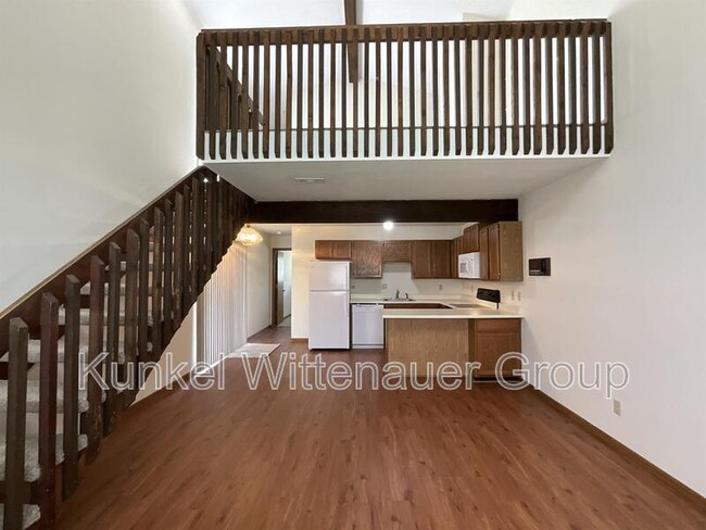 Building Photo - 291 Eagle Ridge