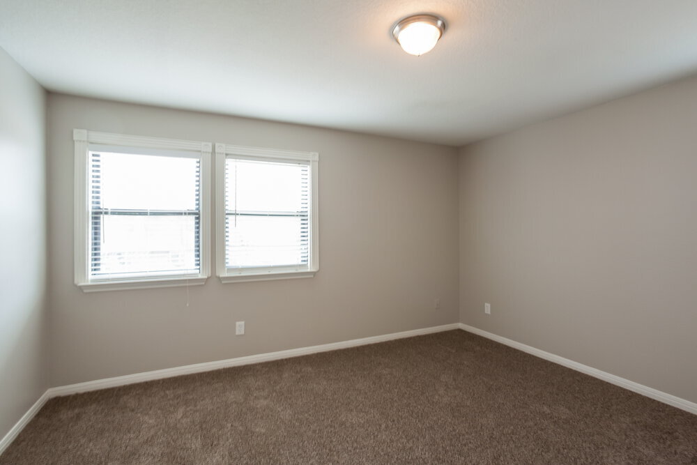 Building Photo - 501 Hunters Ln