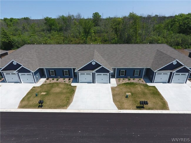 Building Photo - 2675 Grand Island Blvd